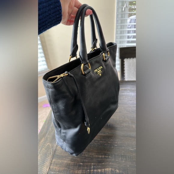 Prada black leather satchel tote bag 100% authentic - Picture 1 of 10